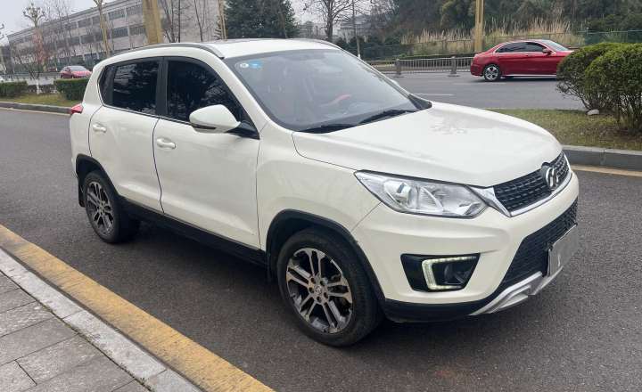 北京汽车 绅宝X35 2016款 1.5L 手动豪华版