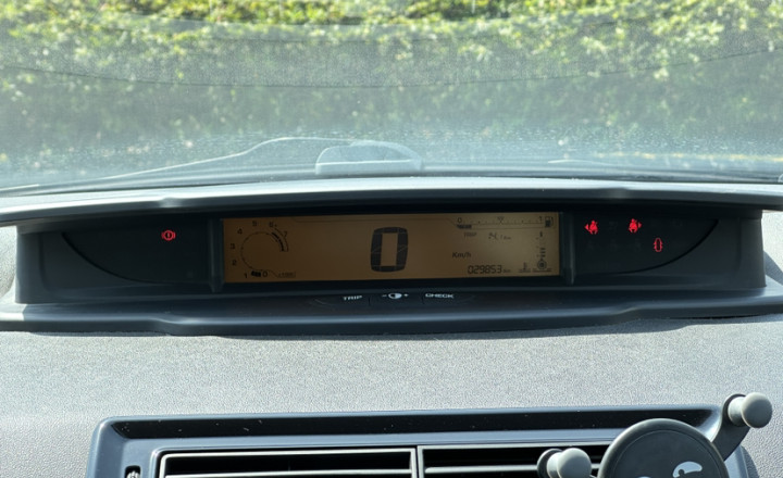 雪铁龙 世嘉 2013款 三厢 1.6L 手动品尚型