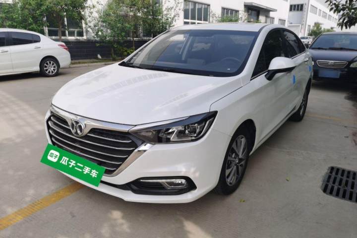北京汽车 绅宝D50 1.5T CVT尊贵版 国VI