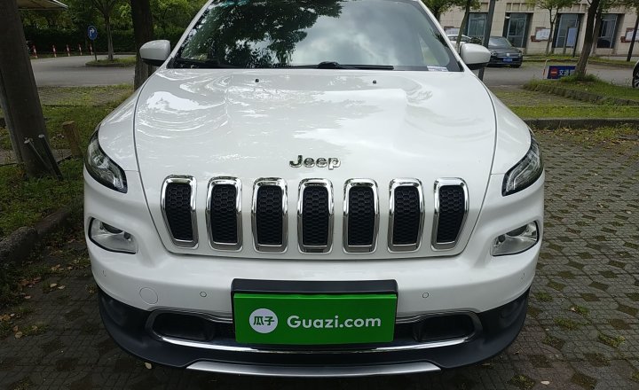 Jeep 自由光 2016款 2.4L 专业版