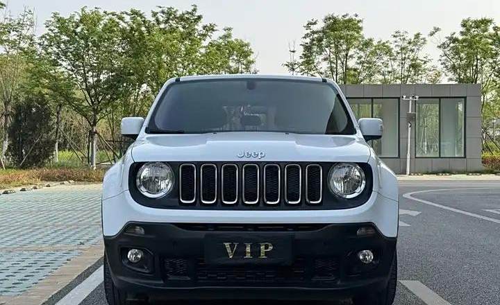 Jeep 自由侠 2017款 180T 自动动能版+
