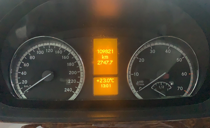 奔驰 唯雅诺 2013款 3.0L 舒适版