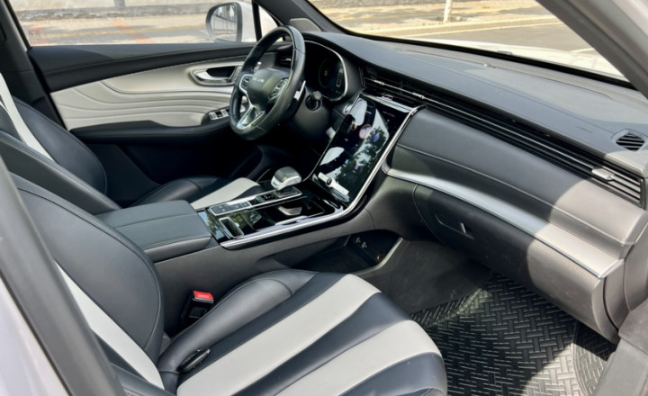 荣威RX5 MAX 2019款 400TGI 自动智能座舱旗舰版