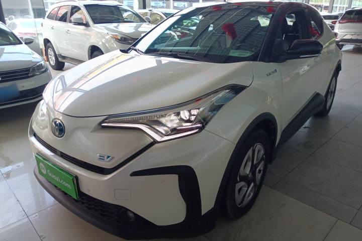 豐田 C-HR EV 尊貴天窗版