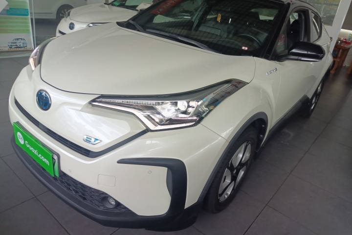 豐田 C-HR EV 尊貴天窗版