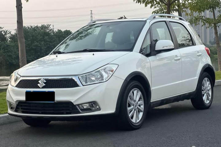 鈴木 天語 SX4 1.6L 自動(dòng)酷銳型