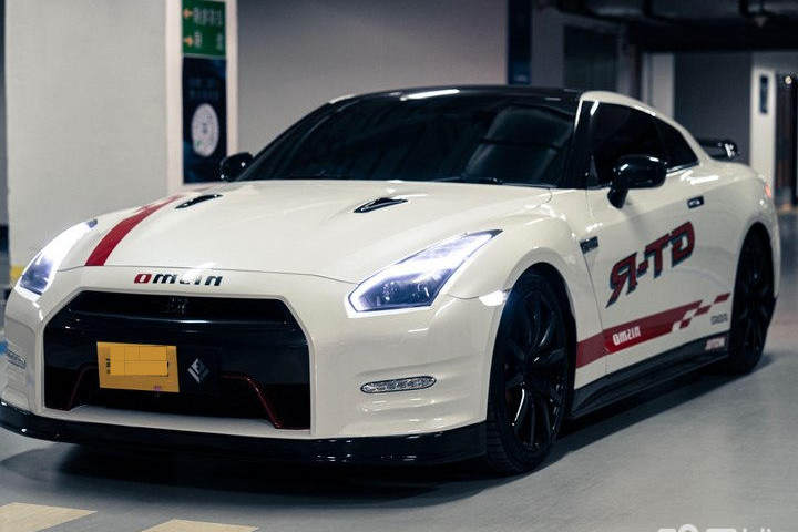 日產(chǎn) GT-R 3.8T Premium Edition