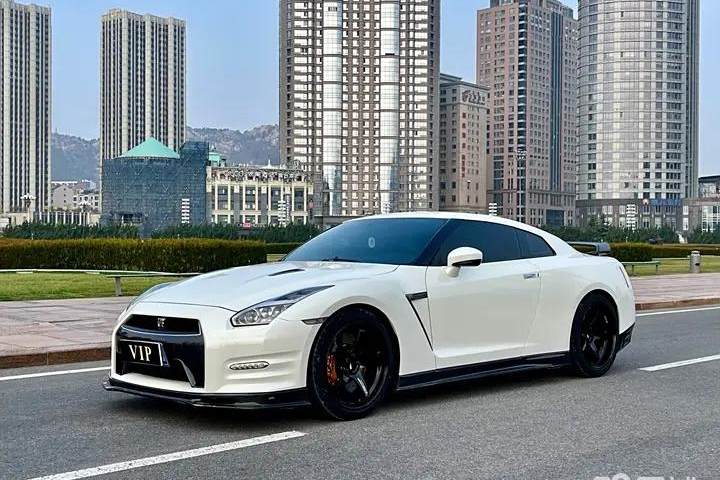 日產(chǎn) GT-R 3.8T Premium Edition