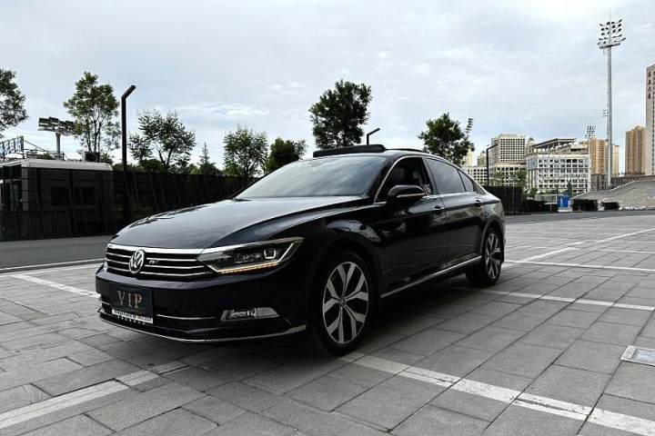 大众 迈腾 330TSI DSG 尊贵型