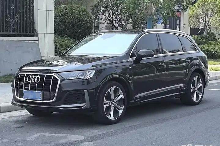 奧迪 Q7 55 TFSI quattro S line運動型