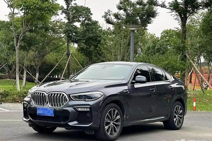 寶馬 X6 xDrive40i M運(yùn)動(dòng)套裝