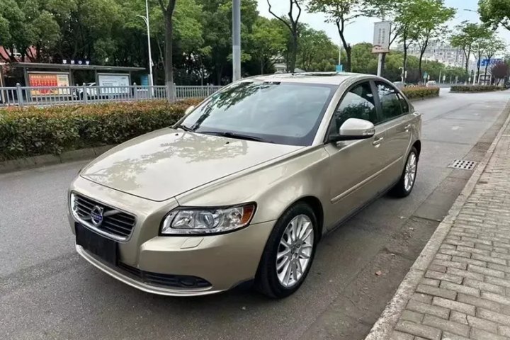 沃爾沃 S40 2.0L 自動智尚版