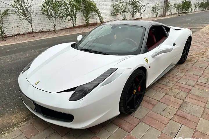 法拉利 458 4.5L Italia