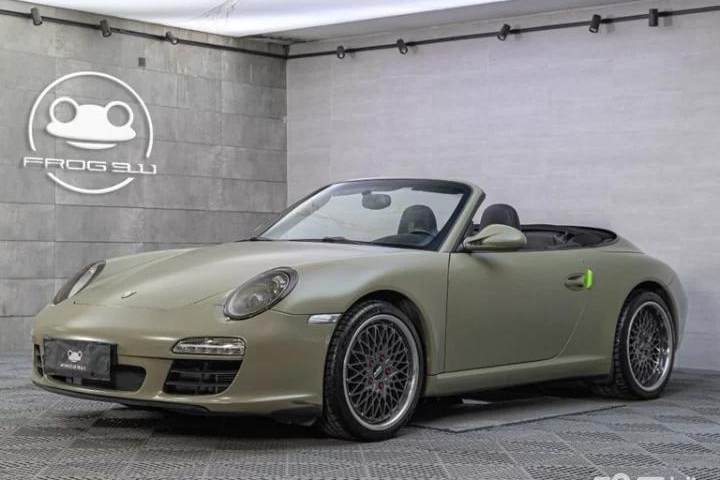 保時(shí)捷 911 Carrera 4 Cabriolet 3.6L