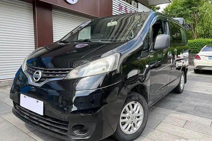 日產(chǎn) NV200 1.6L 232座 尊雅型