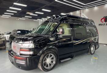 GMC SAVANA 2015款 5.3L 四驱行政版