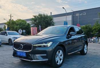 沃尔沃 XC60 2022款 B5 四驱智逸豪华版