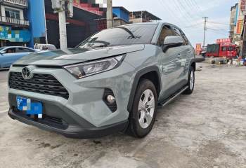 丰田 RAV4荣放 2020款 2.0L CVT两驱风尚版