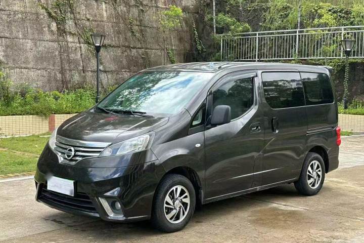 日產(chǎn) NV200 1.6L CVT豪華型