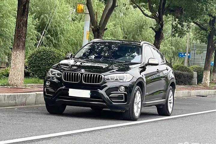 寶馬 X6 xDrive28i