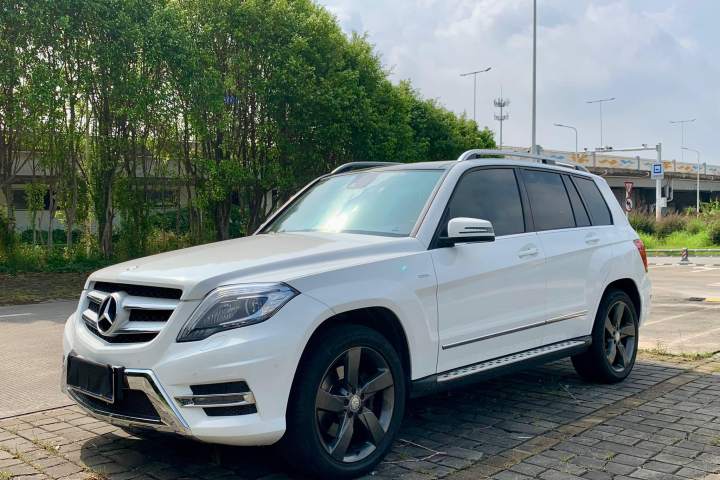 奔馳 GLK級(jí) GLK 260 4MATIC 時(shí)尚型 極致版