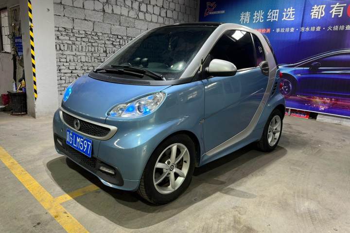 smart  fortwo 1.0T 硬頂城市光波激情版