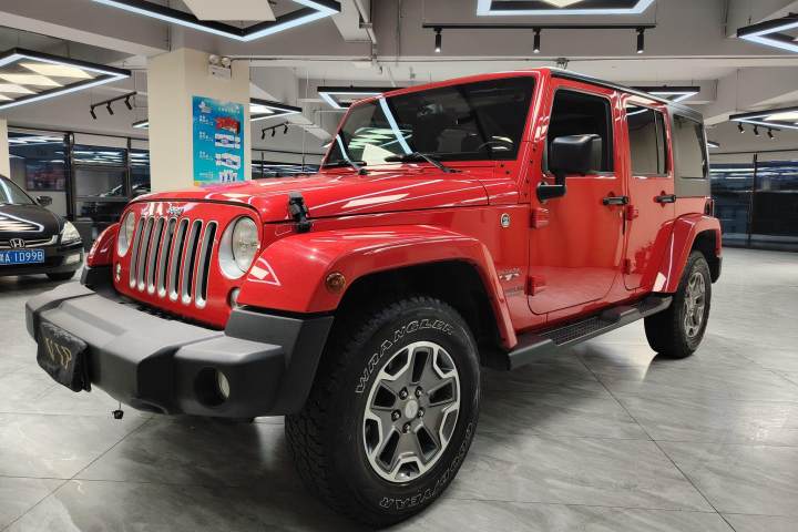 Jeep 牧馬人 3.0L Sahara 四門舒享版