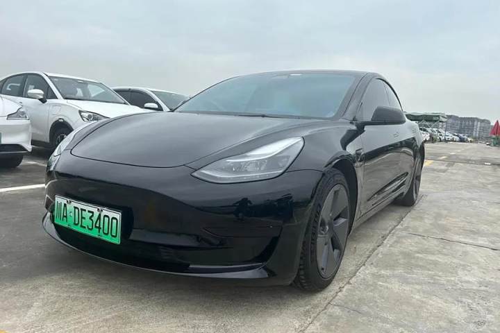 特斯拉 Model 3 標準續(xù)航后驅(qū)升級版