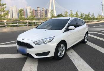 福特 福克斯 2018款 两厢经典 1.6L 自动舒适型智行版