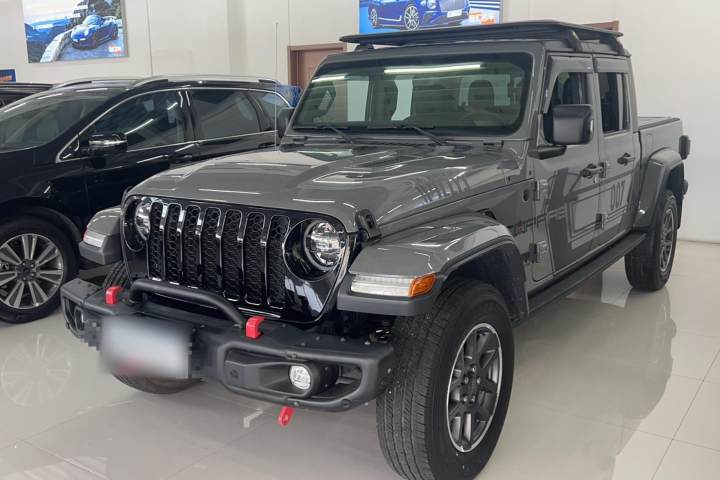 Jeep 角斗士 3.6L 先行版