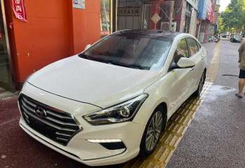 现代 名图 2017款 1.8L 自动尊贵型DLX 国V