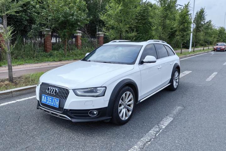 奧迪 A4(進口) 40 TFSI allroad quattro 豪華型