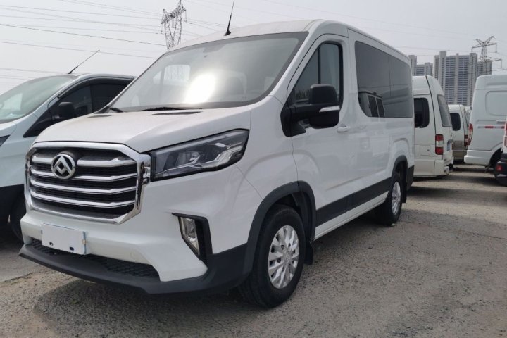 上汽大通MAXUS 新途V90 2.0T AMT運杰前驅(qū)短軸中頂后單胎6座