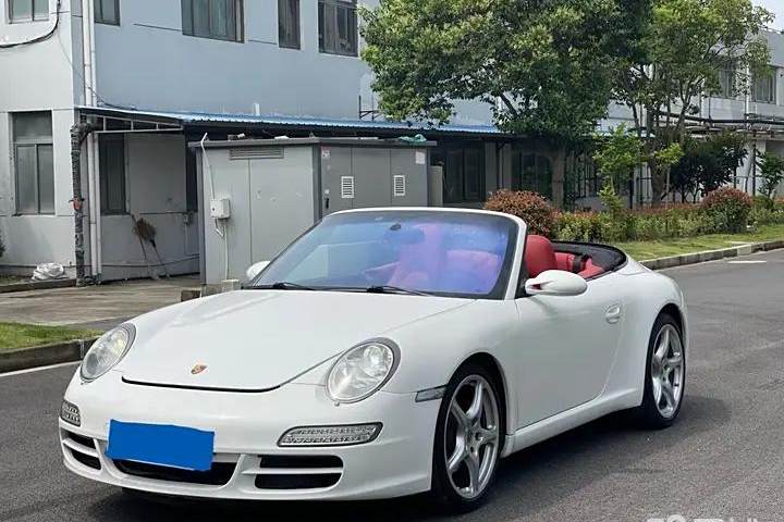 保時(shí)捷 911 Carrera 4 Cabriolet 3.6L