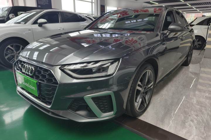 奧迪 A4L 40 TFSI quattro 豪華動(dòng)感型