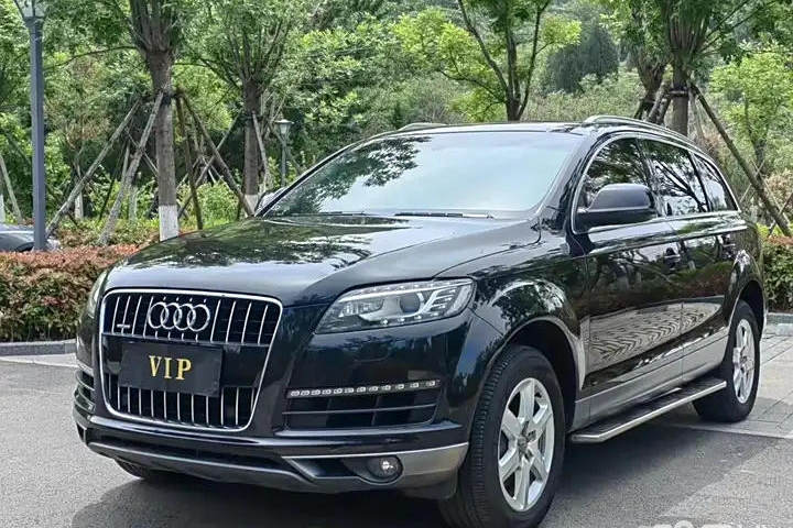 奧迪 Q7 35 TFSI 進(jìn)取型