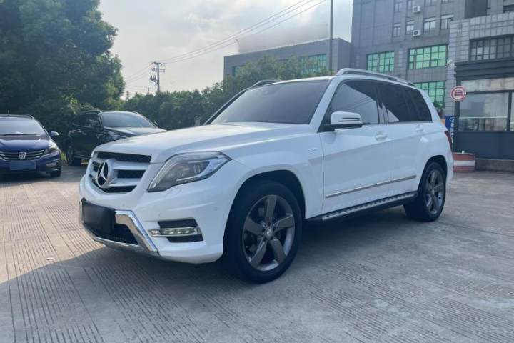 奔馳 GLK級(jí) GLK 260 4MATIC 時(shí)尚型 極致版