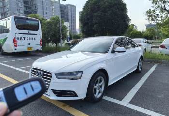 奥迪 A4L 2013款 30 TFSI 自动舒适型