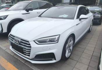 奥迪 A5(进口) 2019款 Sportback 45 TFSI quattro 运动型