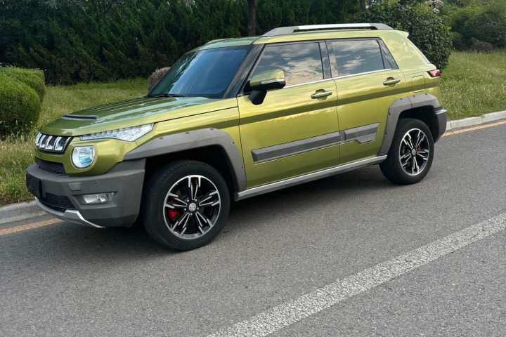 北京 BJ20 1.5T CVT尊貴型