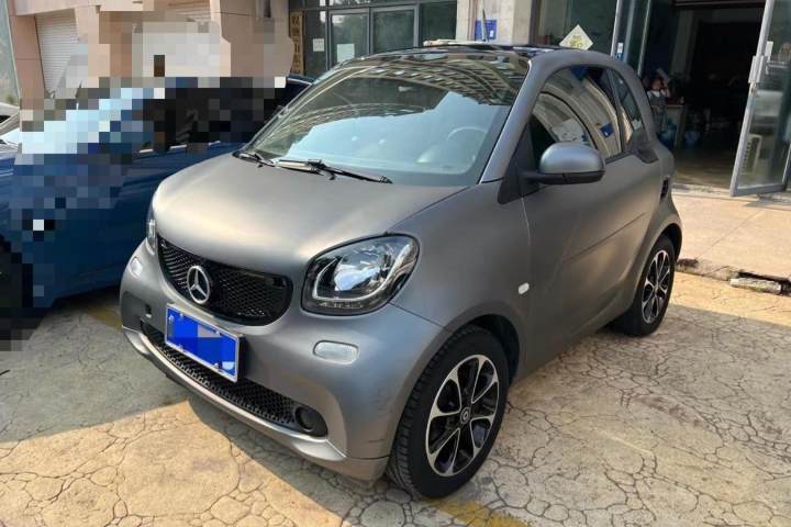 smart  fortwo 1.0L 52千瓦硬頂激情版