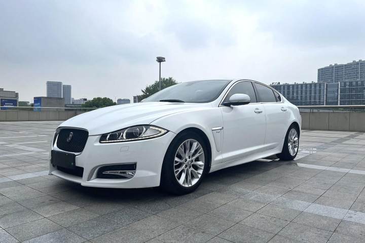 捷豹 XF XF 2.0T 風華版