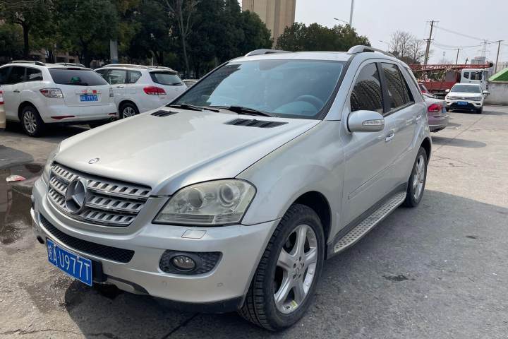 奔馳 M級(jí) ML 350 4MATIC豪華型