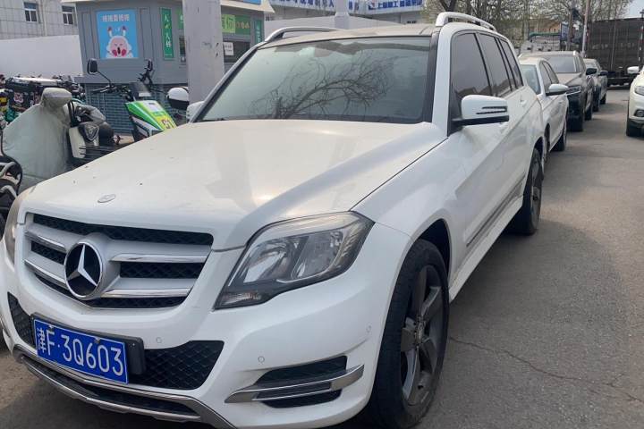 奔馳 GLK級(jí) GLK 300 4MATIC 動(dòng)感天窗型