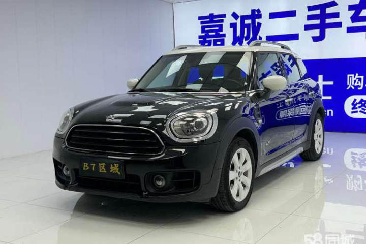 MINI  COUNTRYMAN 1.5T COOPER ALL4 藝術(shù)家周末旅行版