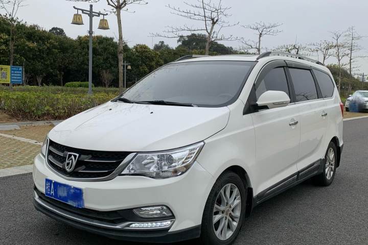 寶駿 730 1.5T 手動豪華型 7座