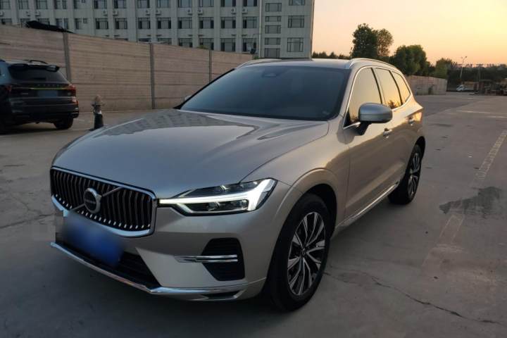 沃爾沃 XC60 B5 四驅(qū)智遠豪華版