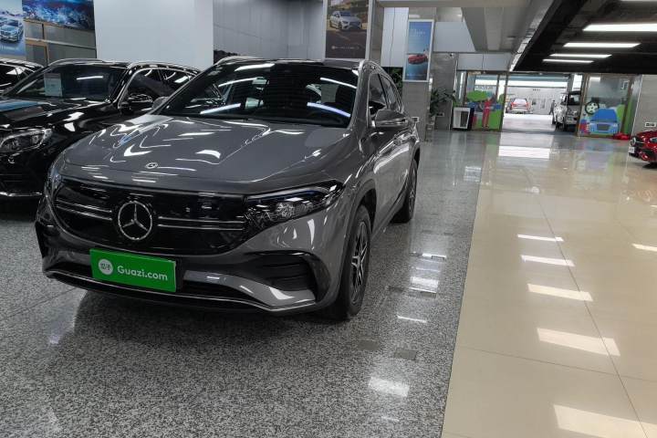 奔馳 EQA EQA 300 4MATIC 首發(fā)特別版