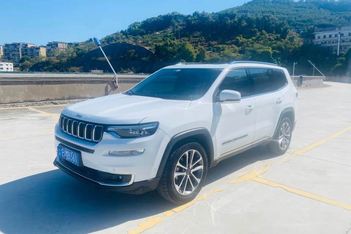 Jeep 指揮官 2.0T 四驅(qū)智享版 國VI