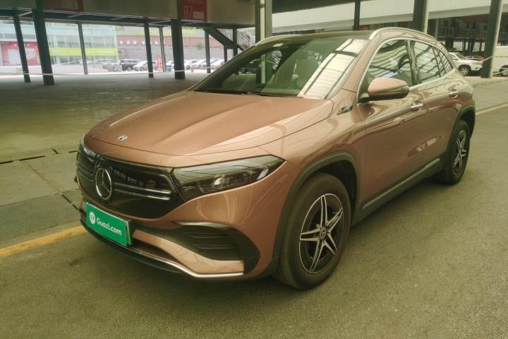 奔馳 EQA EQA 300 4MATIC 首發(fā)特別版